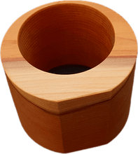 Load image into Gallery viewer, "Servíettuhrringur 2" napkin ring with flat side